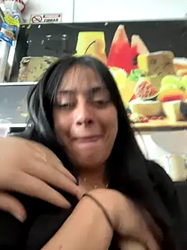 Snapshot of Juana19 chatting on 09-13-25, 10:21 Juana19 online show from 09-13-25, 10:21
