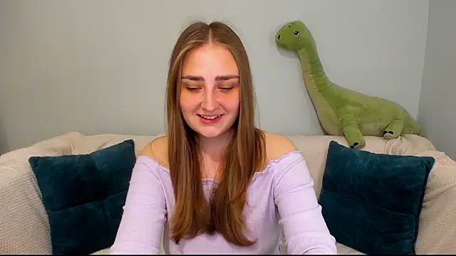 Snapshot of MilliStrii chatting on 05-28-26, 01:46 MilliStrii online show from 05-28-26, 01:46