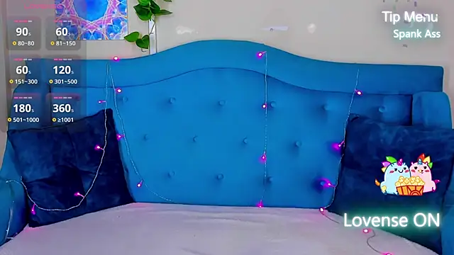 MilliStrii online show from 11-28-25, 01:39