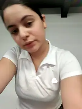 Lia Hurley online show from 10-08-25, 12:17