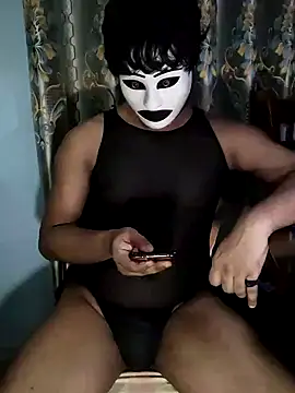 Snapshot of zentaishow chatting on 11-08-25, 08:23 zentaishow online show from 11-08-25, 08:23