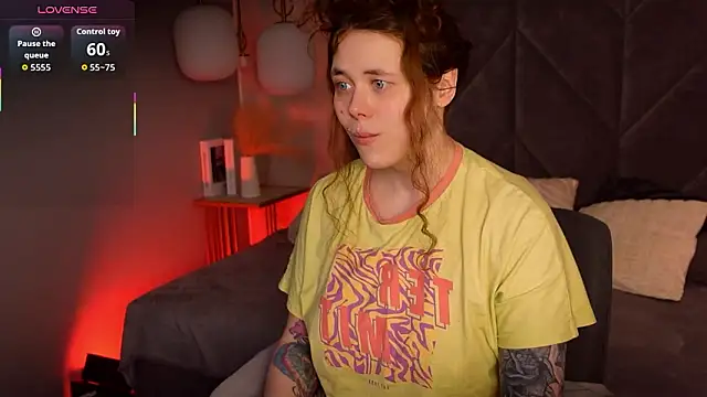 SophiePure online show from 03-08-26, 08:23