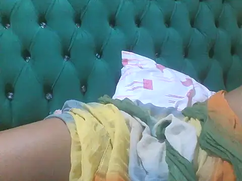 Sexy Riri online show from 01-12-26, 04:52