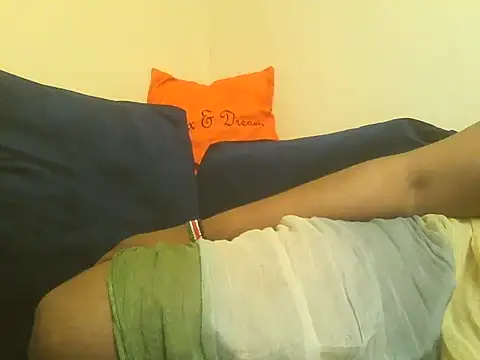 Sexy Riri online show from 09-26-25, 03:52