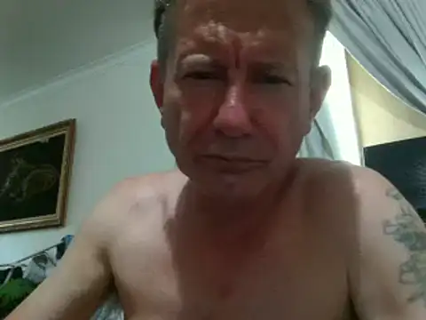 Snapshot of butseriouslykahnt chatting on 12-20-24, 07:33 butseriouslykahnt online show from 12-20-24, 07:33