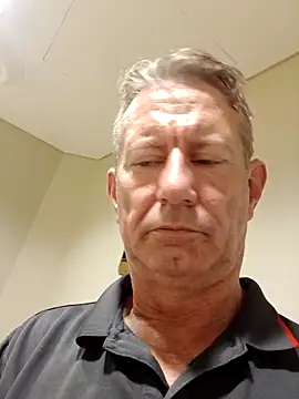 Snapshot of butseriouslykahnt chatting on 04-10-26, 02:13 butseriouslykahnt online show from 04-10-26, 02:13