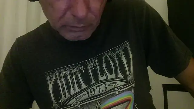 Snapshot of butseriouslykahnt chatting on 12-08-24, 09:02 butseriouslykahnt online show from 12-08-24, 09:02