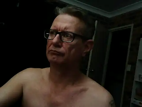 Snapshot of butseriouslykahnt chatting on 04-15-26, 06:34 butseriouslykahnt online show from 04-15-26, 06:34