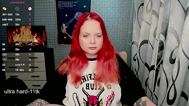 Snapshot of flower_sarah_ chatting on 07-15-26, 12:12 flower sarah online show from 07-15-26, 12:12