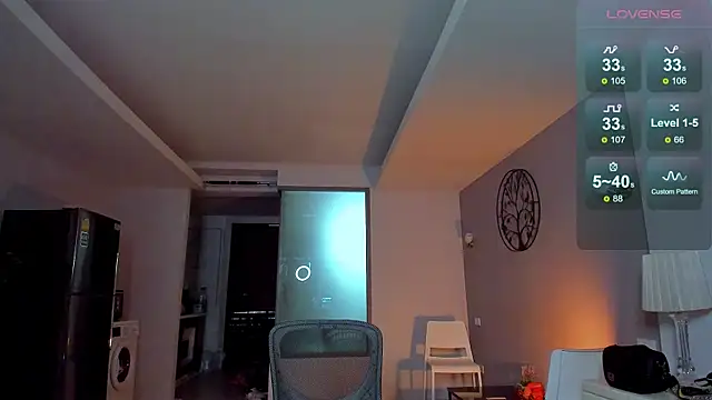 Samuel Andrew online show from 12-21-25, 04:14