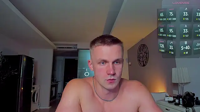 Samuel Andrew online show from 04-12-26, 03:32