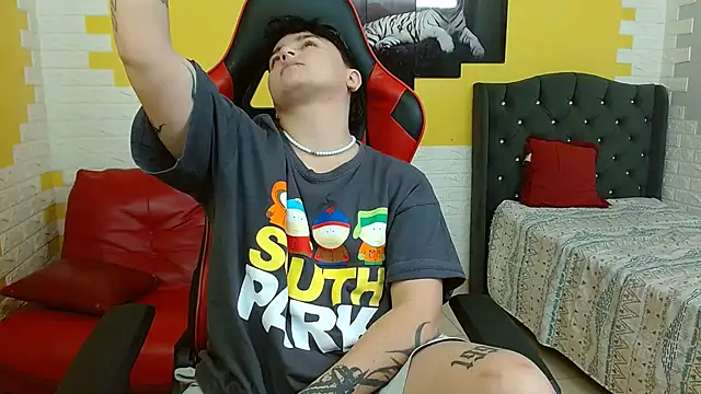 isabeautyx19 online show from 11-29-25, 02:01