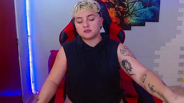 isabeautyx19 online show from 03-20-25, 02:51