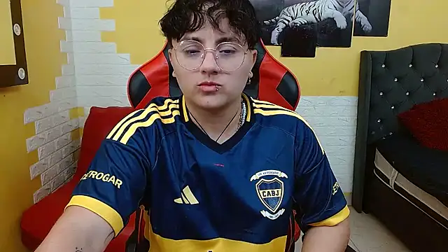 isabeautyx19 online show from 01-11-26, 02:18