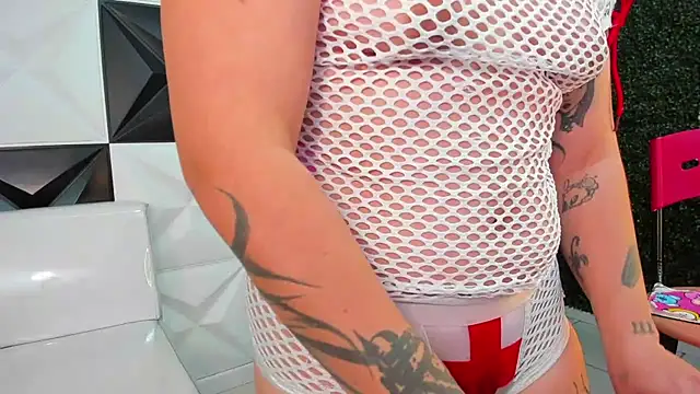 isabeautyx19 online show from 06-06-26, 02:11