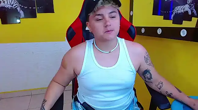 isabeautyx19 online show from 03-05-25, 04:34