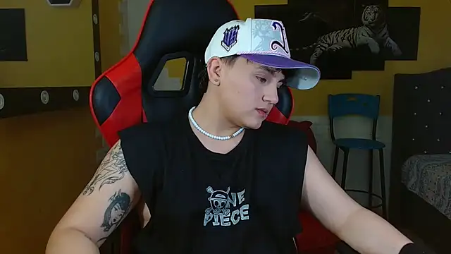 isabeautyx19 online show from 11-21-25, 04:33