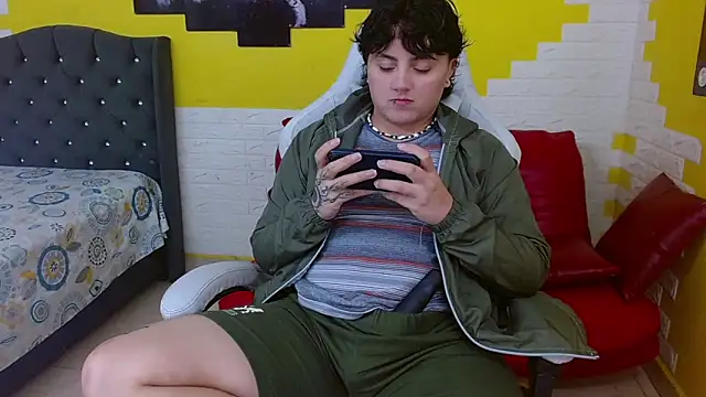 isabeautyx19 online show from 04-03-26, 02:51