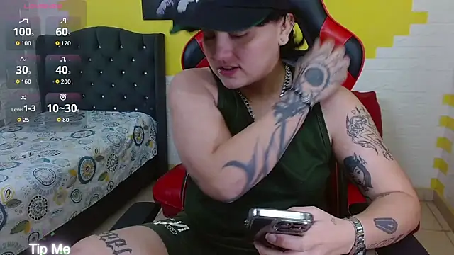 isabeautyx19 online show from 03-11-26, 03:00