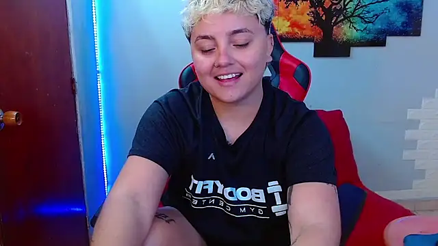 isabeautyx19 online show from 02-10-25, 05:36