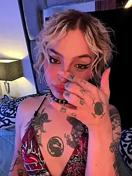 Bonnie vega online show from 10-18-25, 01:07