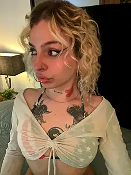 Bonnie vega online show from 11-08-25, 08:45