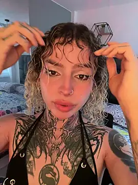 Snapshot of Bonnie_vega chatting on 06-12-26, 09:34 Bonnie vega online show from 06-12-26, 09:34
