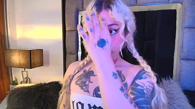 Bonnie vega online show from 03-19-25, 07:06