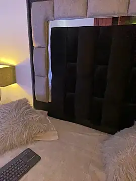 Bonnie vega online show from 09-30-25, 08:26