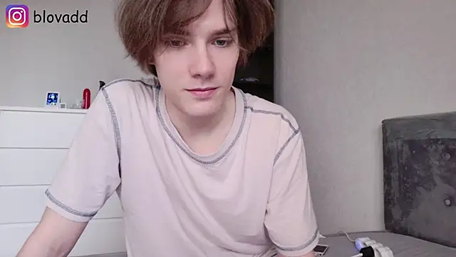 callmenineoneseven online show from 07-11-26, 06:08