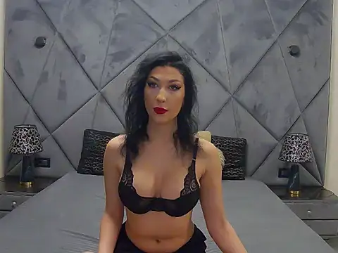 Snapshot of Scarlett_Charm chatting on 12-03-24, 04:11 Scarlett Charm online show from 12-03-24, 04:11