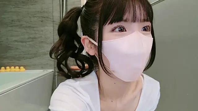 Snapshot of -minami- chatting on 02-09-25, 09:16 -minami- online show from 02-09-25, 09:16