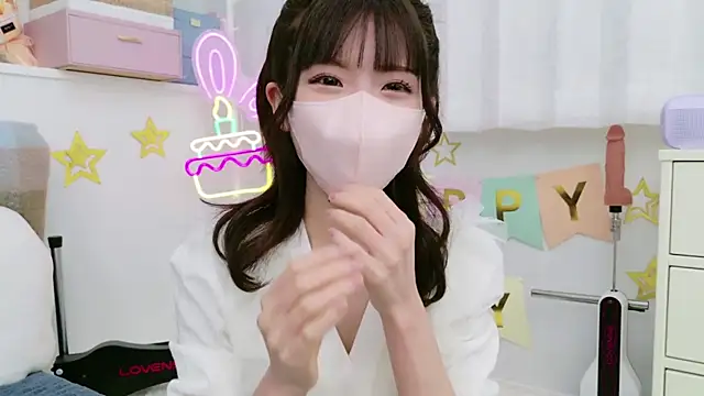 Snapshot of -minami- chatting on 01-27-25, 12:16 -minami- online show from 01-27-25, 12:16