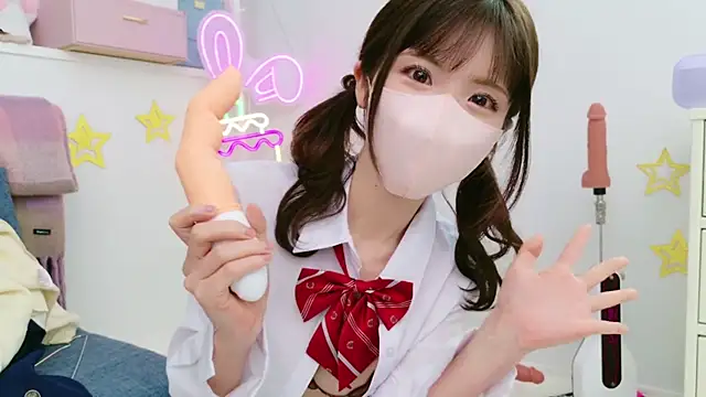 Snapshot of -minami- chatting on 02-02-25, 06:36 -minami- online show from 02-02-25, 06:36