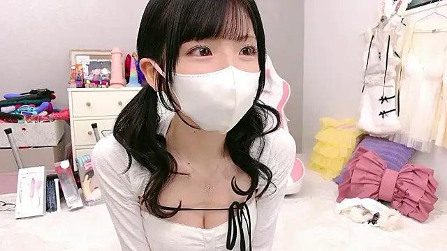 -minami- online show from 04-29-26, 12:15