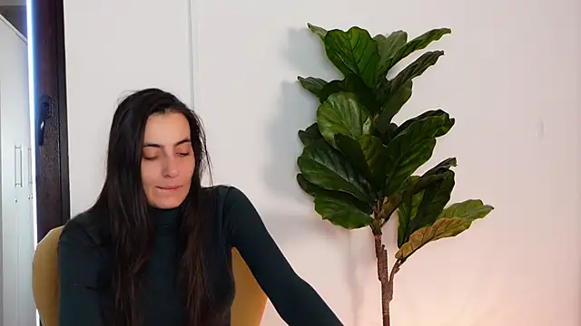 NinaCrystal1 online show from 03-20-26, 06:58