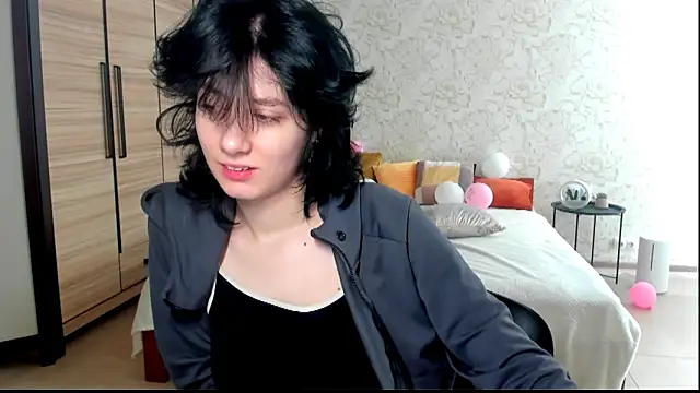 Snapshot of JulisSweet chatting on 03-14-25, 07:26 JulisSweet online show from 03-14-25, 07:26