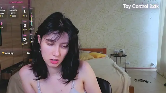 JulisSweet online show from 07-14-26, 10:54