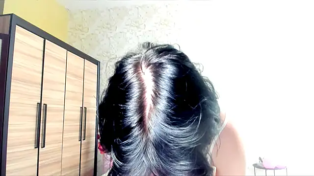 Snapshot of JulisSweet chatting on 03-01-25, 01:40 JulisSweet online show from 03-01-25, 01:40