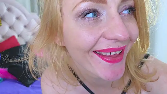 SquirtyAlisa online show from 11-19-25, 03:23