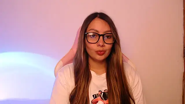 lalawhitte online show from 11-21-25, 10:20