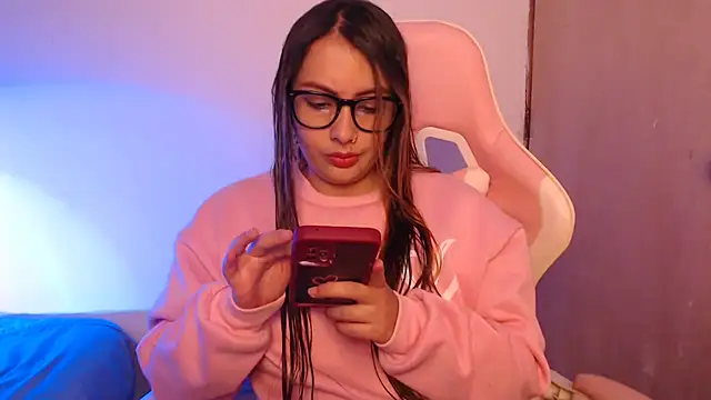 lalawhitte online show from 11-08-25, 03:37