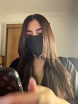 Hot-Sarah-arab online show from 02-14-26, 07:14