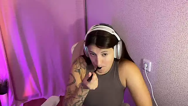 Katrin  kiss online show from 10-16-25, 01:52