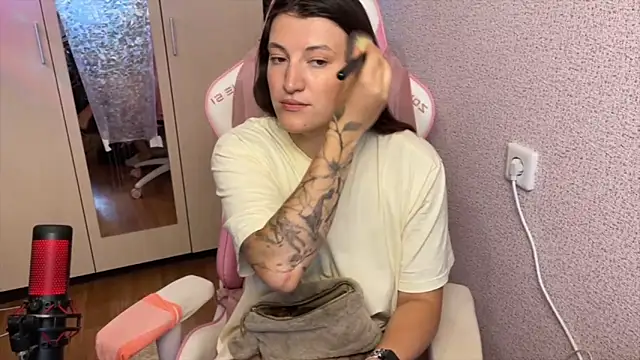 Katrin  kiss online show from 05-15-26, 02:26