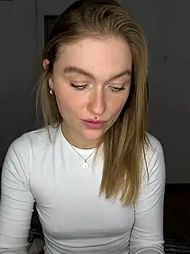 Goldloeckchen159 online show from 03-22-26, 06:42