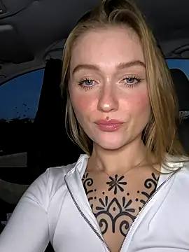 Goldloeckchen159 online show from 12-01-25, 03:46