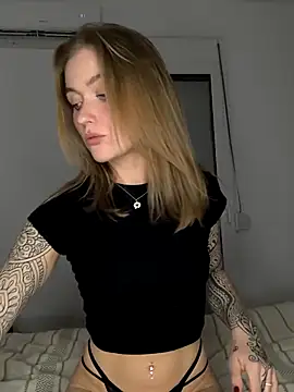 Goldloeckchen159 online show from 04-04-26, 07:20