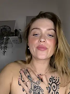 Goldloeckchen159 online show from 10-17-25, 04:53