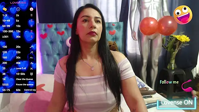 Snapshot of Cristal_cherry chatting on 02-15-25, 01:49 Cristal cherry online show from 02-15-25, 01:49